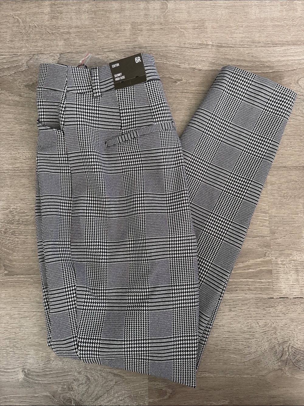 Express Black & White Plaid Slim Straight Editor Pants